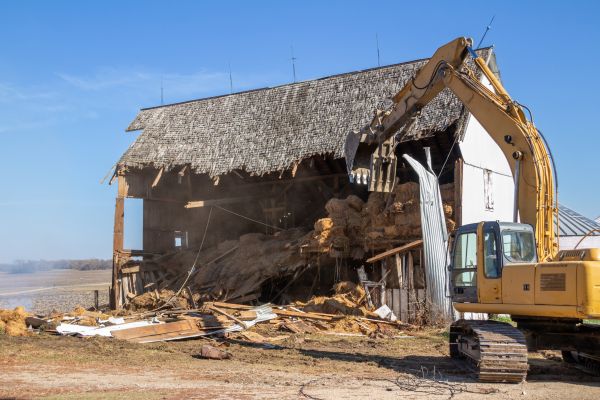 Barn Demolition in Bountiful